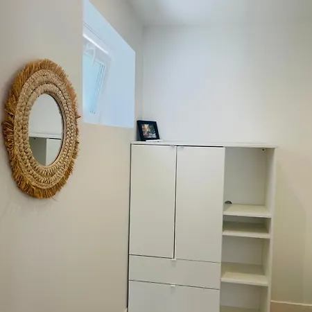 Apartment T2 Calme A Avec Parking Prive *